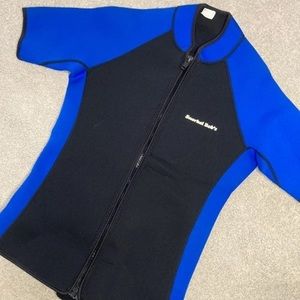 Wetsuit top Size L.